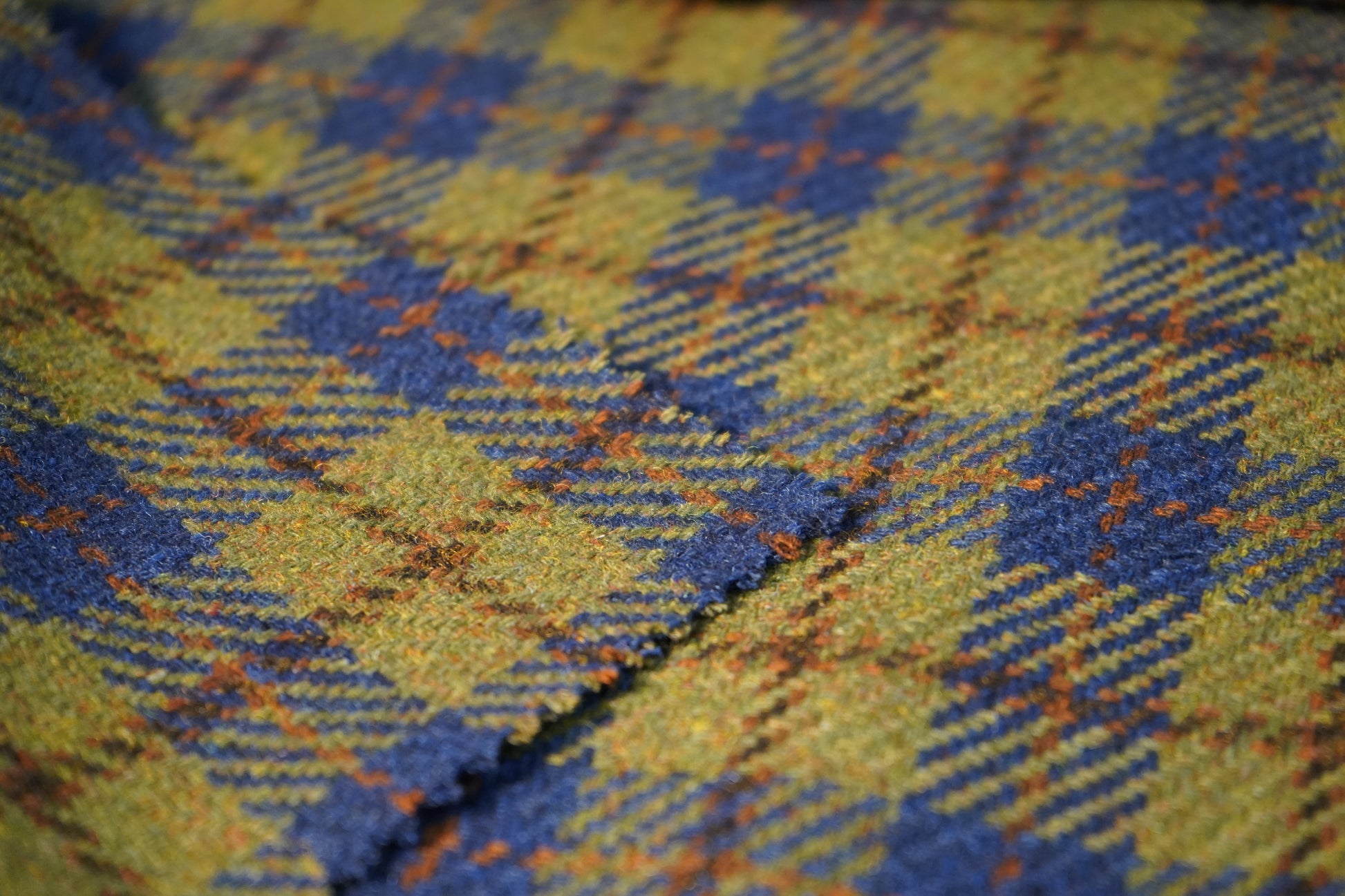Olive-Navy Tartan Wool Tweed